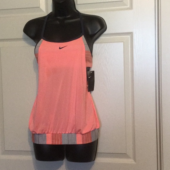 Tops - Nike Top